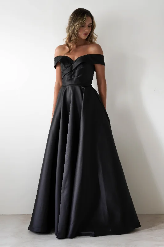 Katniss Off The Shoulder Gown | Black