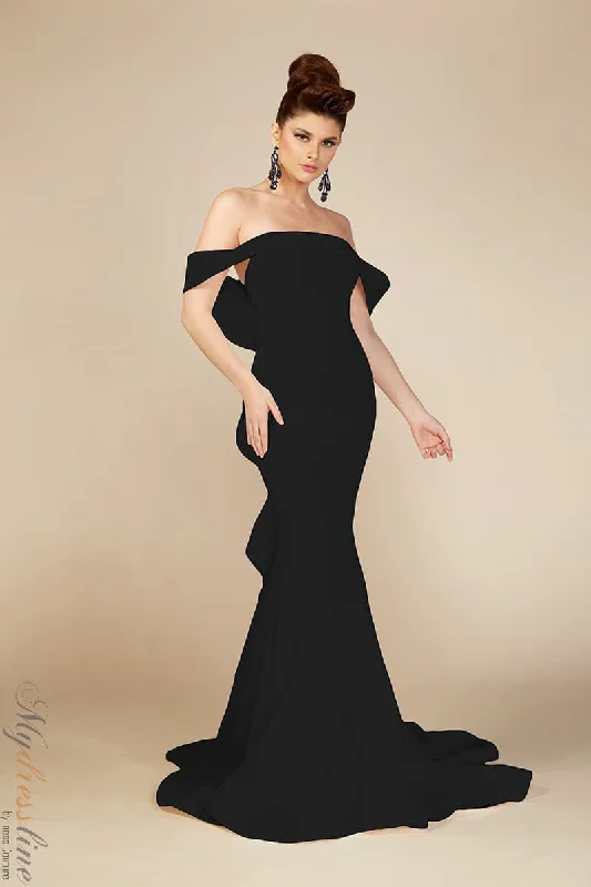 MNM Couture N0145